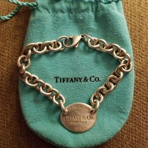 Tiffany & Co Return to Tiffany bracelet